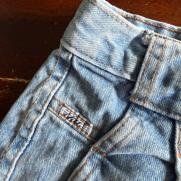 Chic by H.I.S. Vintage 1980s high-waisted denim shorts - Picture 5 of 7